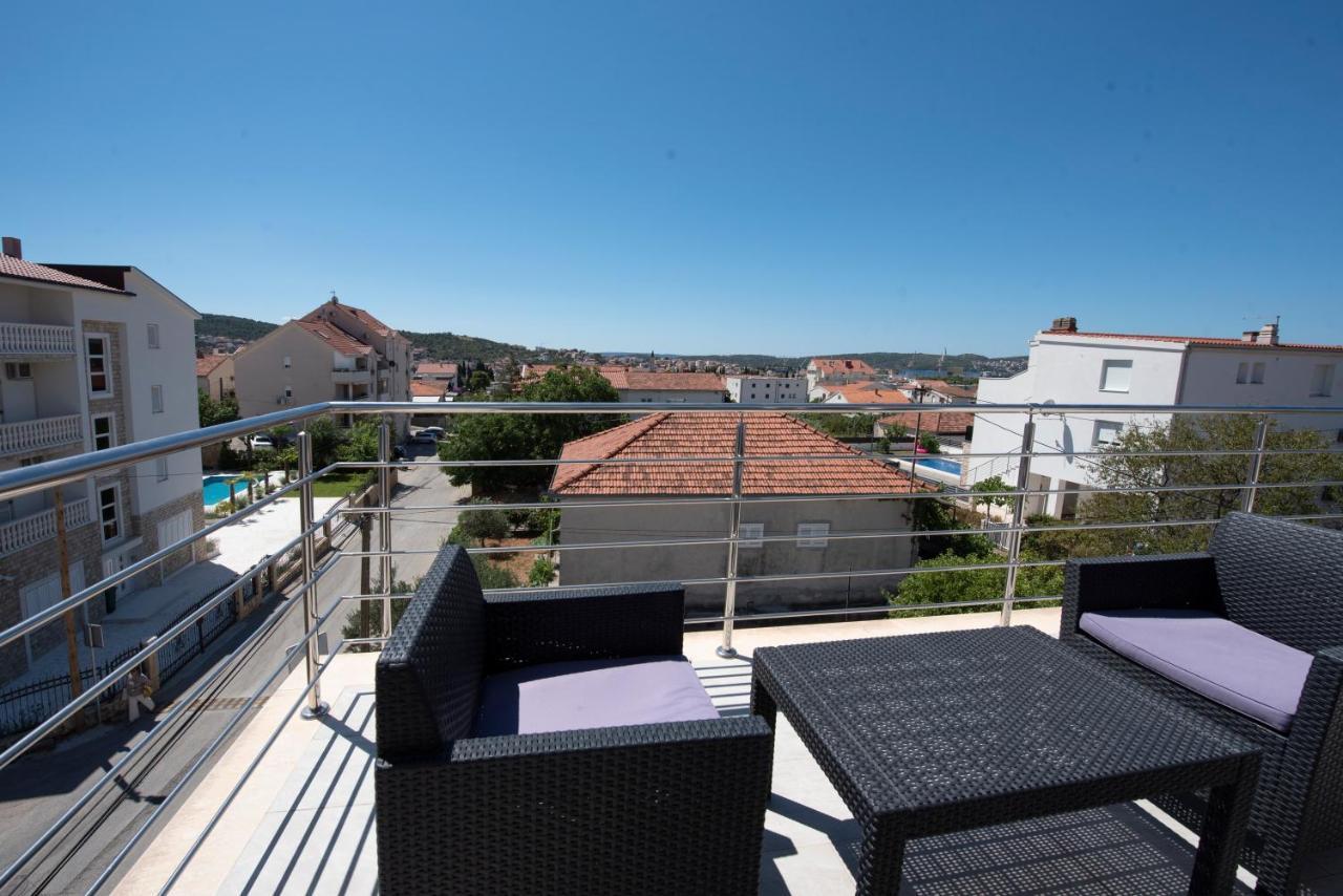 Sunny Attic Apartment With Balcony & Modern City Apartment With Outdoor Area, No Balcony Trogir Eksteriør billede